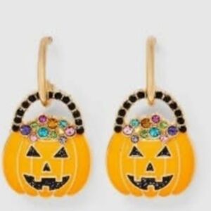 Spooky Halloween pumpkin earrings #HalloweenAccessories